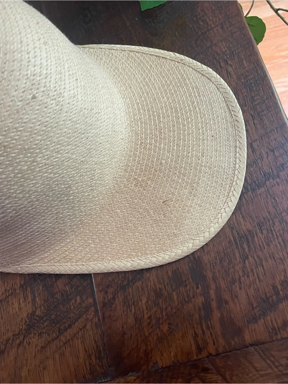 Sunbody Palm Leaf Duckbill Hat Handcrafted Guatemala Sun Protection 7 1/8 EUC